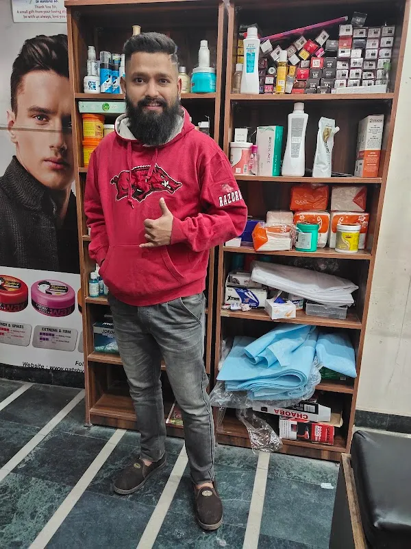 Vm Scissors Unisex Salon