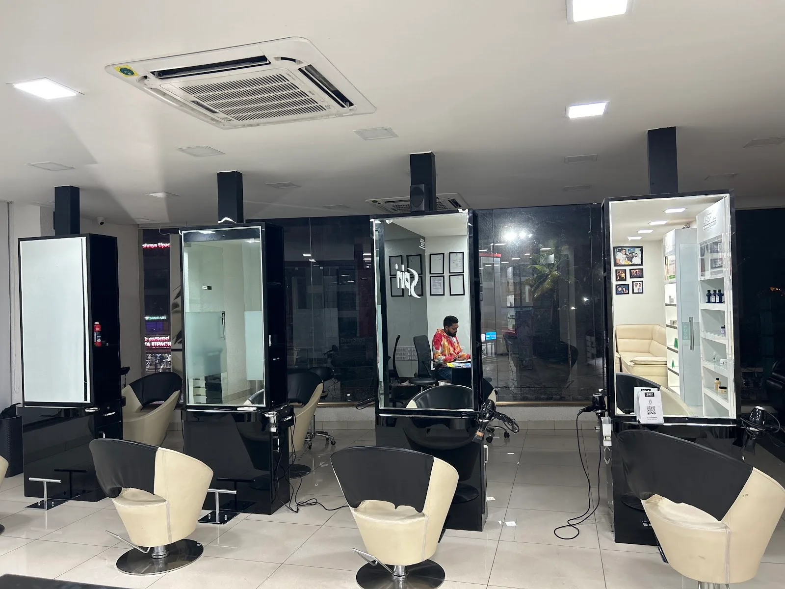 Spin Salon | Bhattarahalli, Bengaluru