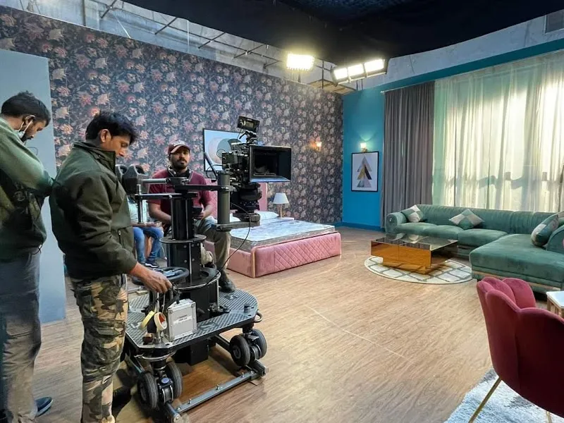 Filming Indo/Line Producer Delhi