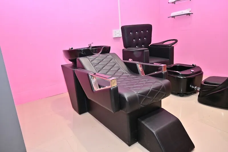 Glam Studios Akluj