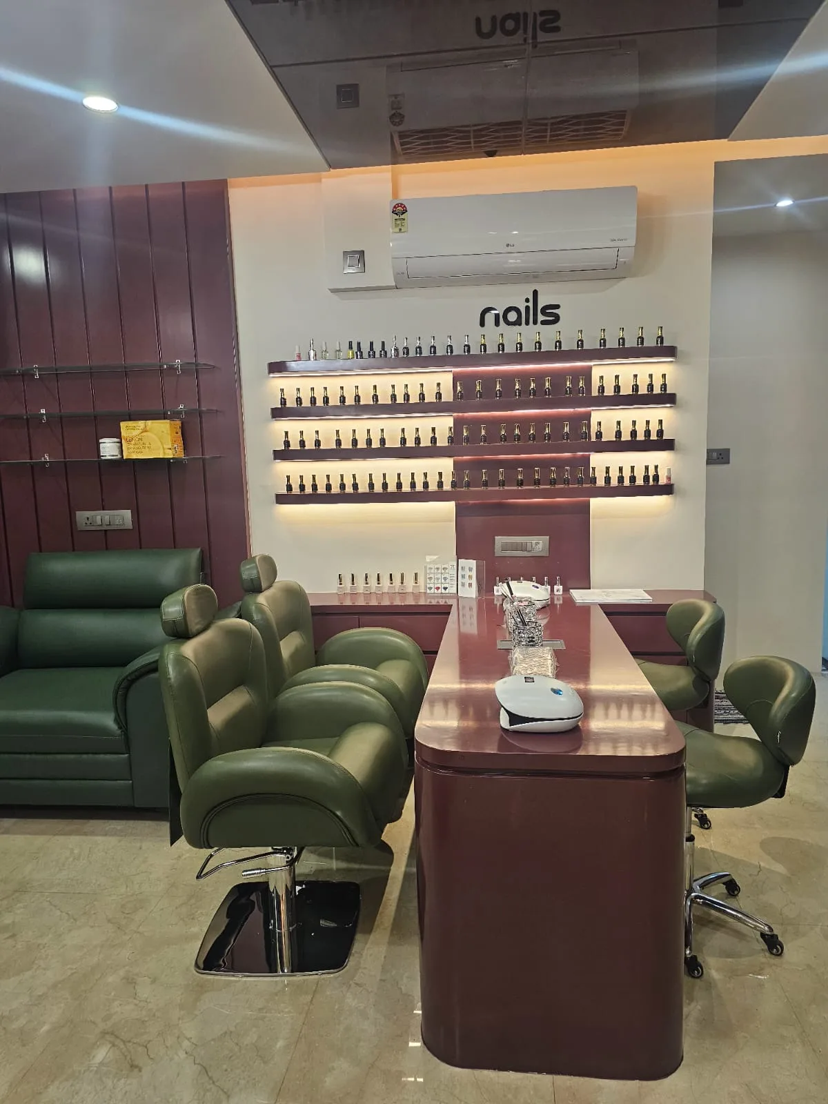 eesh unisex salon