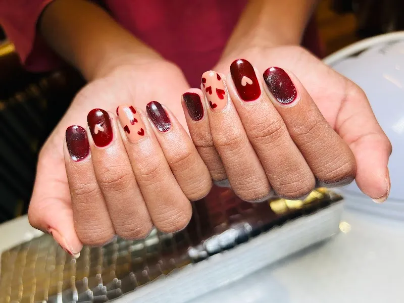 Iriss Unisex Salon