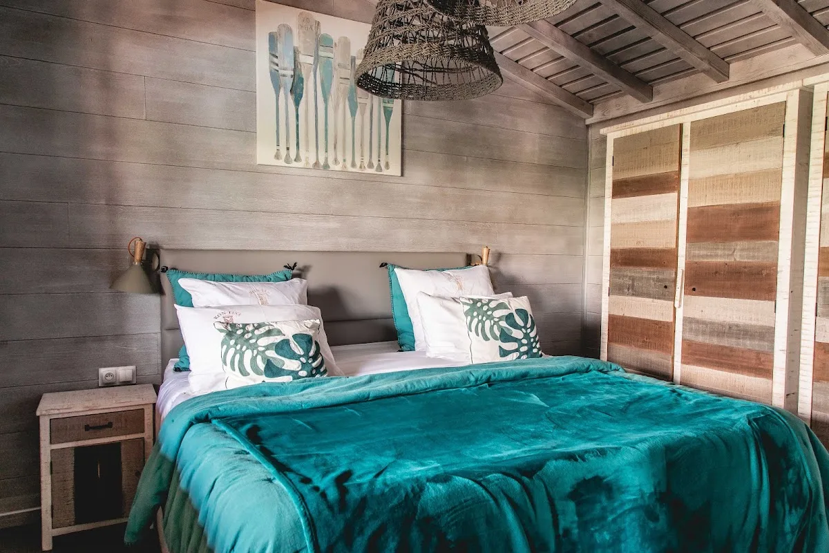 Kon Tiki - Riviera Villages