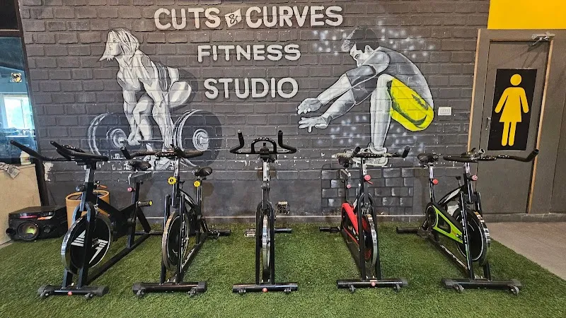 Cuts and Curves Fitness Studio