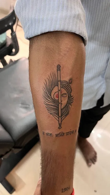 TATTOO SAVVY - TATTOO STUDIO / TRAINING INSTITUTE