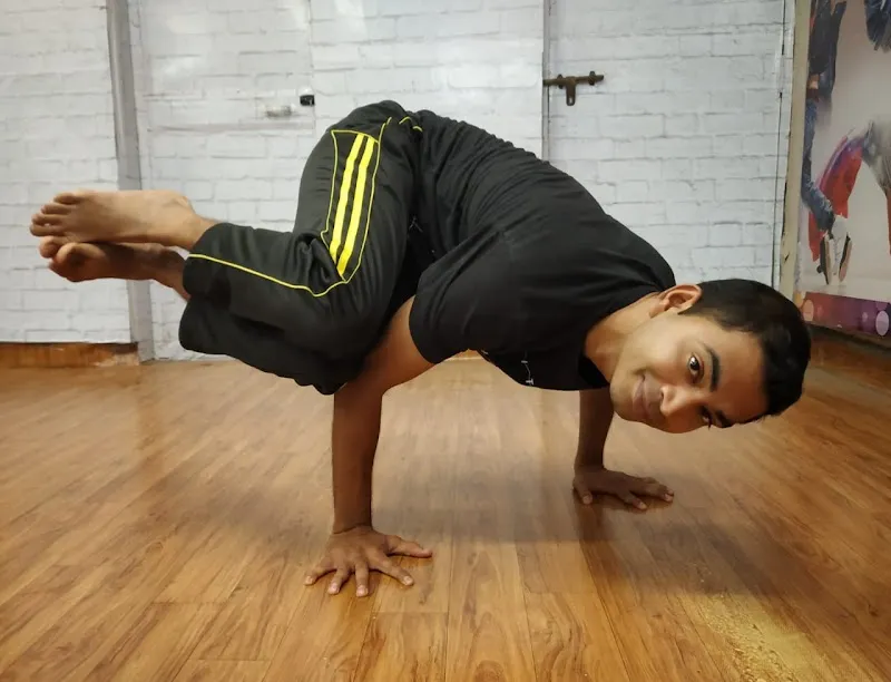 OSKAR DANCE ACADEMY