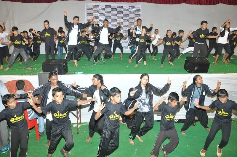 OSKAR DANCE ACADEMY