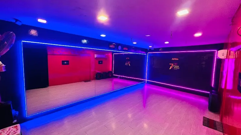 7 fitness studio zumba yoga Aerobics