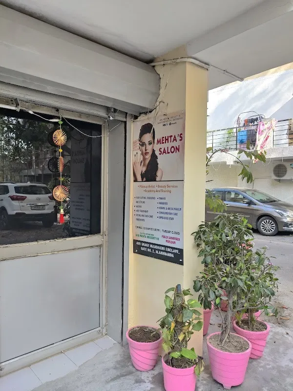 Mehtaa's Ladies salon