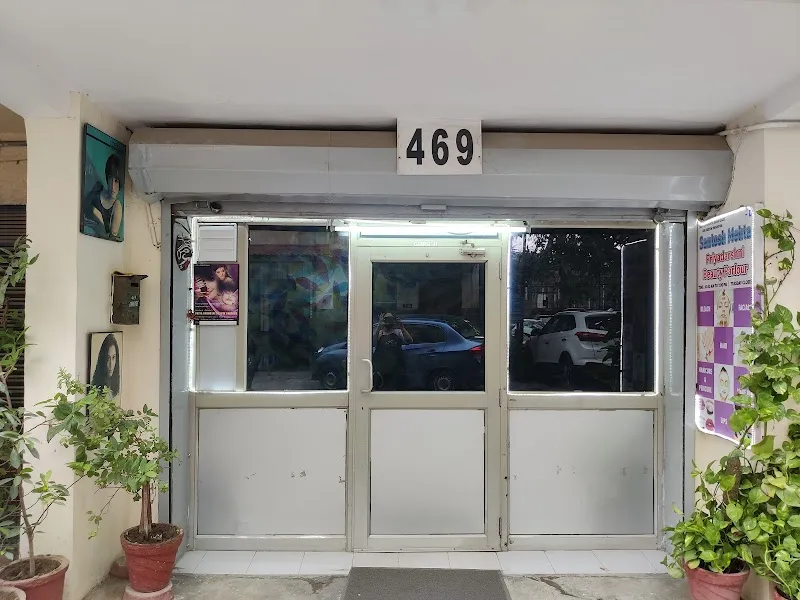 Mehtaa's Ladies salon