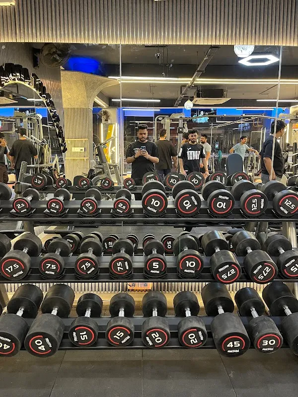 WORKOUT ADDA ELITE THE LUXURY GYM