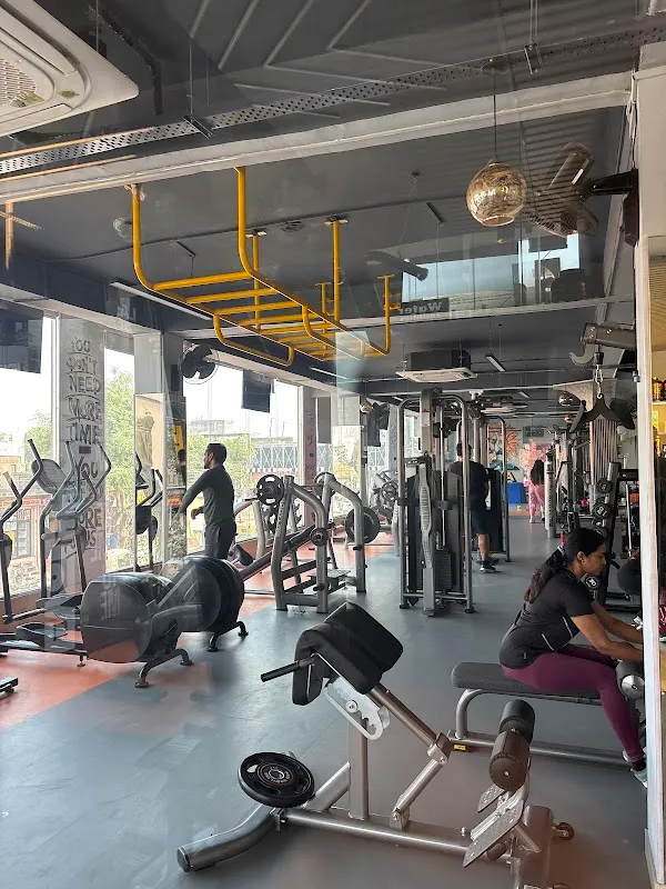 WORKOUT ADDA ELITE THE LUXURY GYM