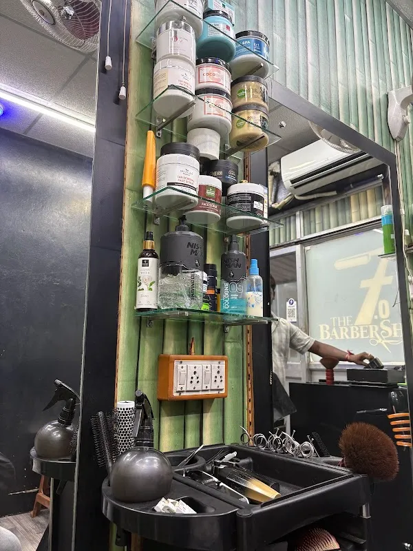 SEVEN POINT ZERO THE BARBER SHOP