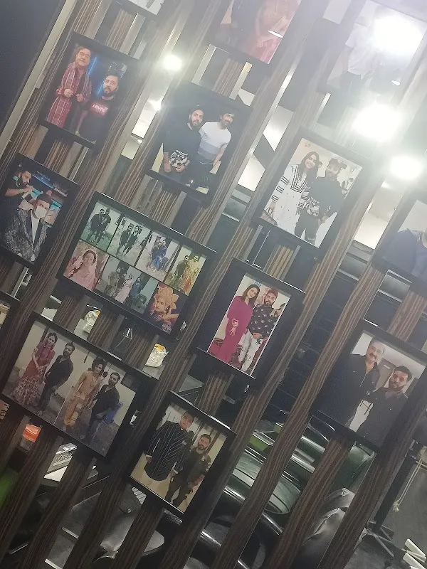 THE BLACK Salon