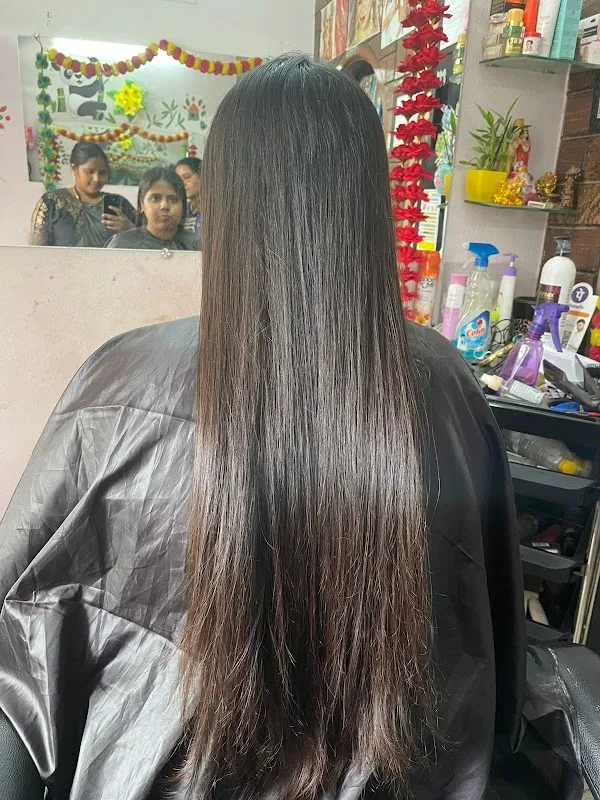 Hamgus ladies beauty hair care and spa salon and training institute
