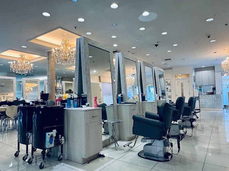 Atelier by Tiffany ✂