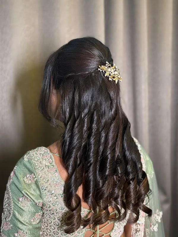 Pears Spa & Beauty Salon-Make up Saloon For Ladies in Dombivli-Hair & Beauty And Skin Care Salon Dombivli for Ladies