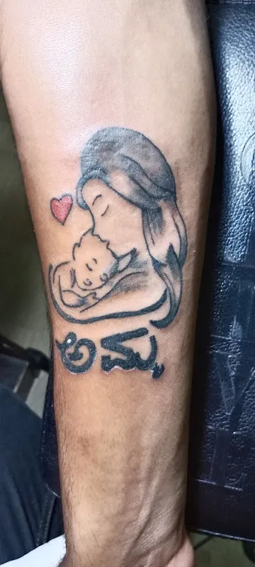 Tattoo HArts studio & Training Academy