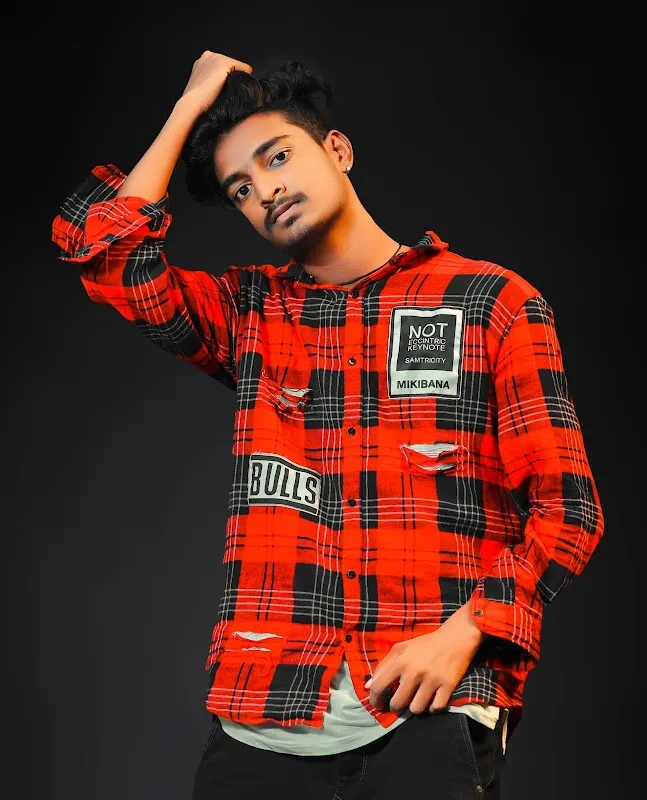 Natural Naveen dance studio