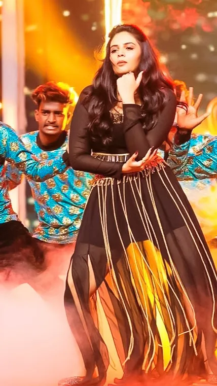 Natural Naveen dance studio