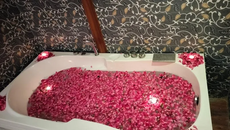 Richy Spa Powai - Bangkok Style Massage