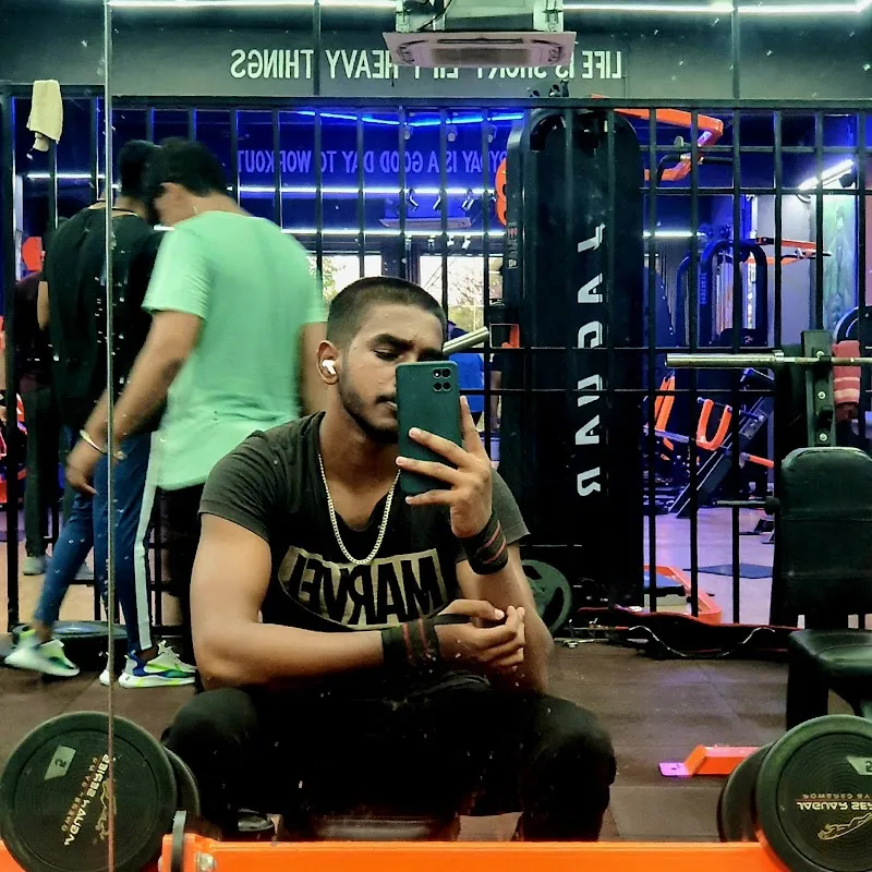 V Tone fitness Unisex Gym