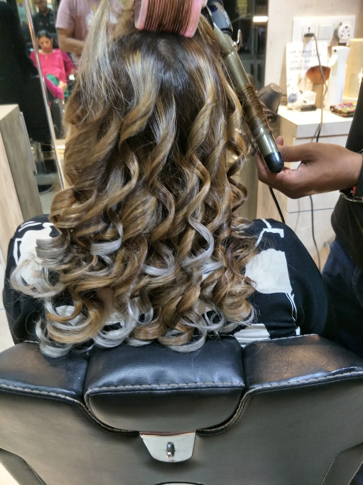SANRIX SALON & ACADEMY