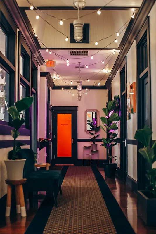 VMZ Barber & Beauty