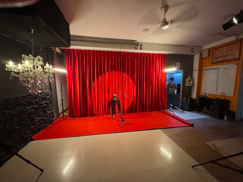DMG - Studio | Fashion Photography & Videography | Podcast Studio
