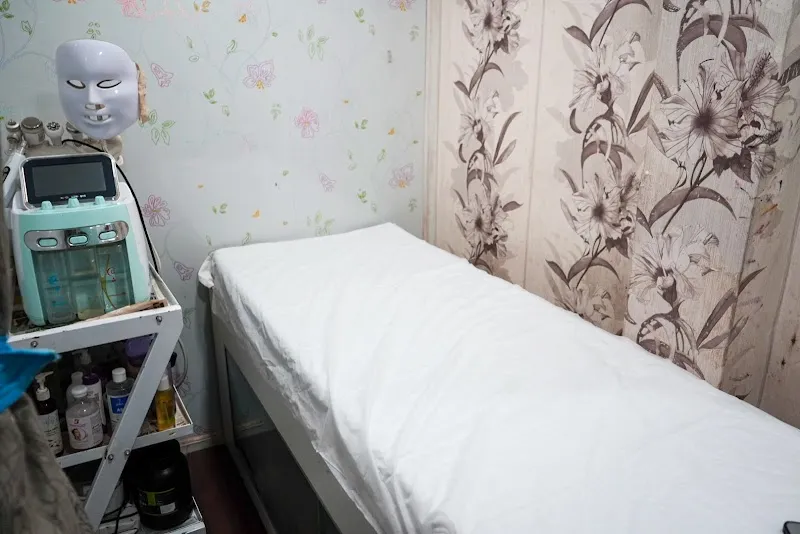 The Beauty Studio - Unisex Salon