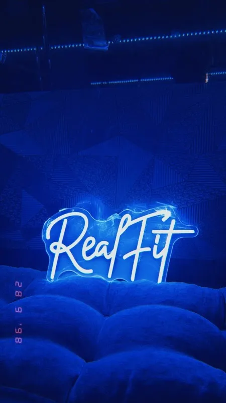 Real Fit by Ravin Studio