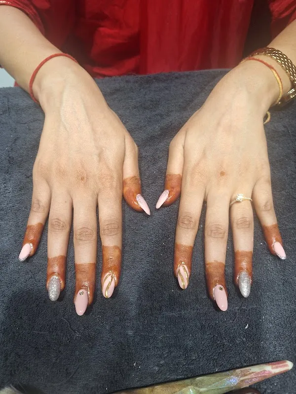 Facevalue Salon ( LADIES)