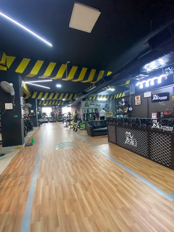 Fit24 fitness studio