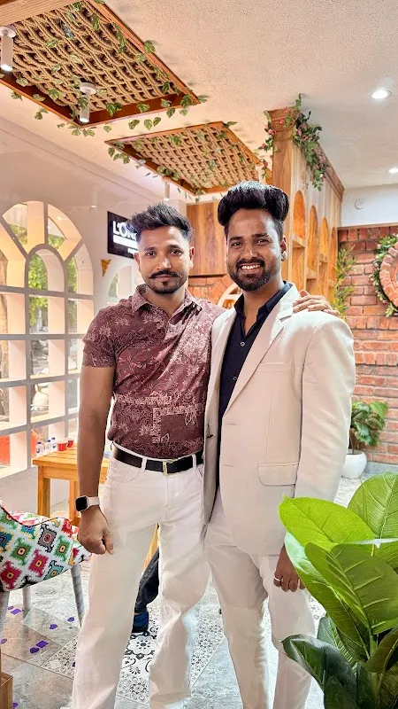 28 degree unisex salon