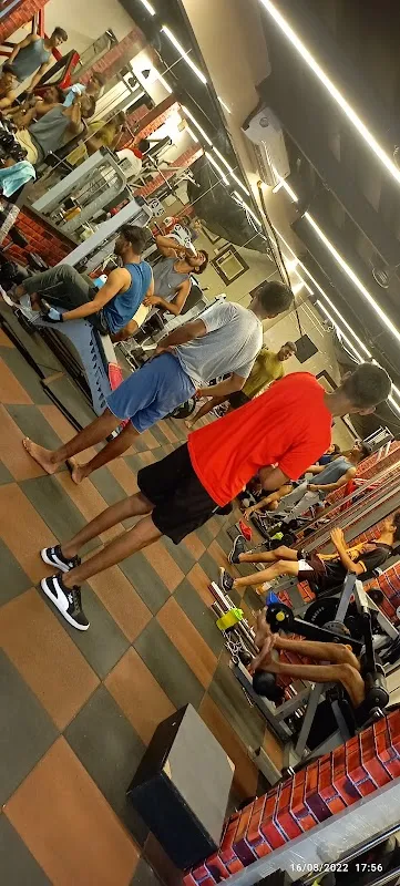 Av Fitness Center