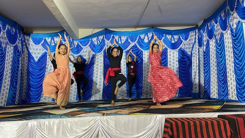 VDC [Vaan’s Dance Class] DANCE STUDIO