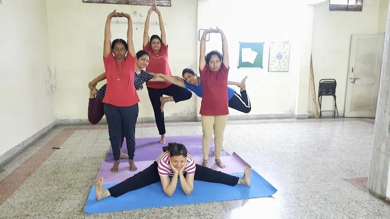 Varad Yog therapy centre