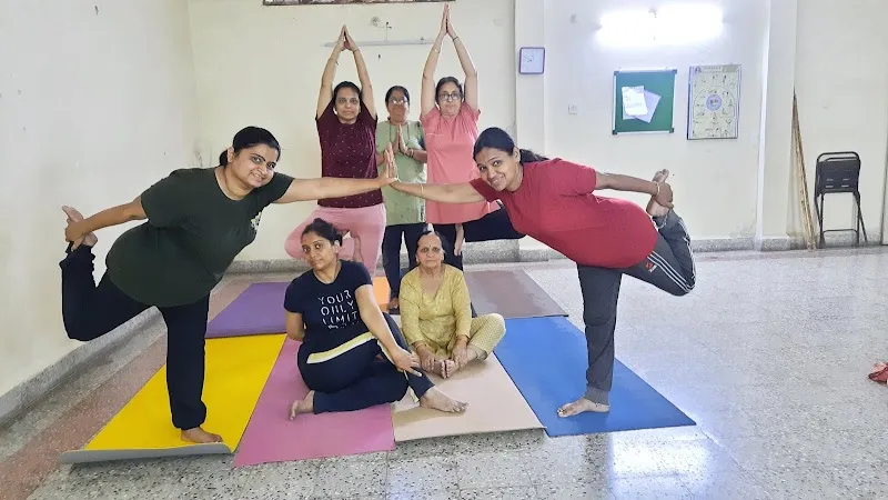 Varad Yog therapy centre