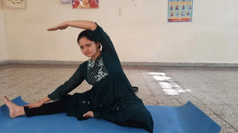 Varad Yog therapy centre