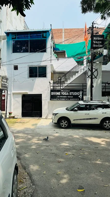 Divine Yoga Studio
