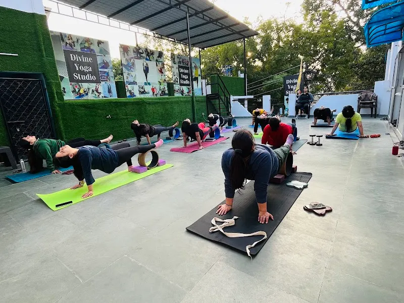 Divine Yoga Studio