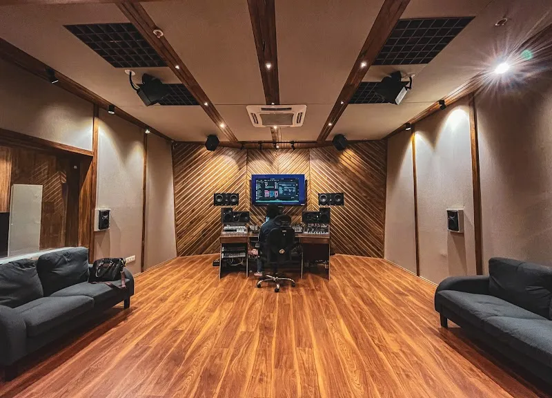 Gray Spark Audio & Sound Engineering Academy