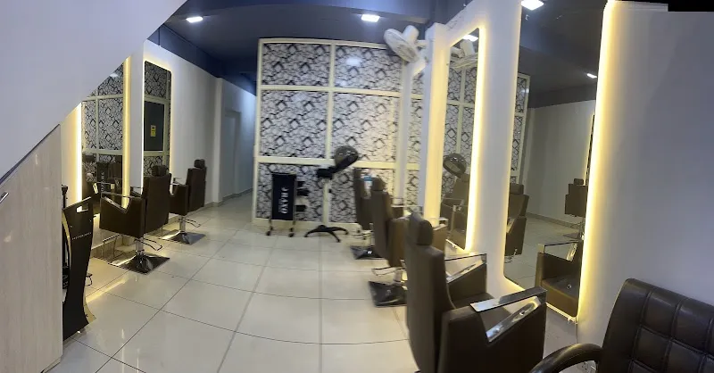Hair's Inn Bridal Studio & salon