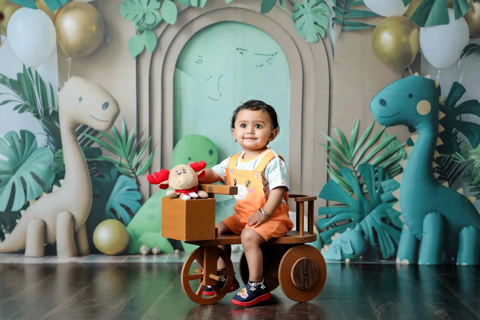 Shivam photo studio