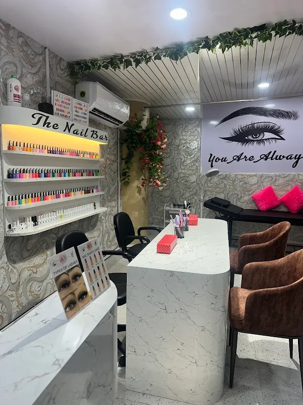 AM Nails & Lashes Bar