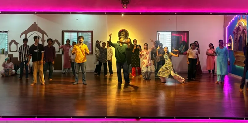 AKOLA DANCE STUDIO