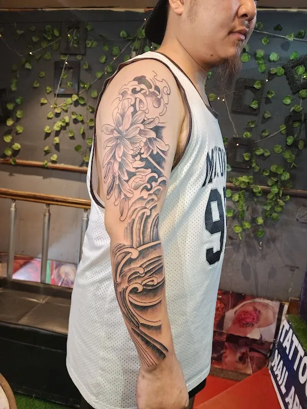 Gravity Tattooz