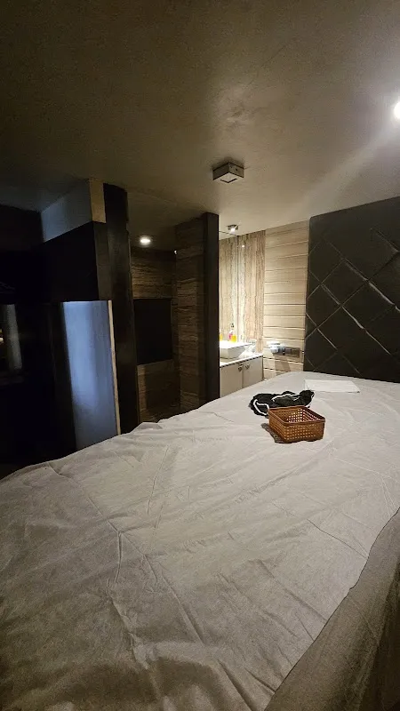Prarambh Spa & Massage Centre - Borivali West