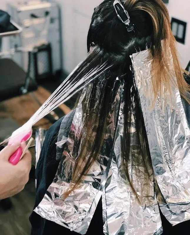 R&M Hair Beautique