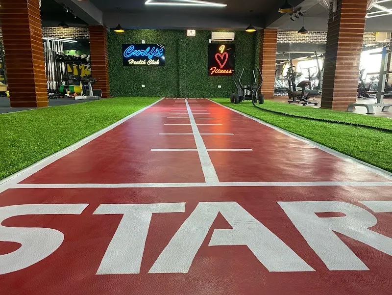 CURLFIT HEALTH CLUB